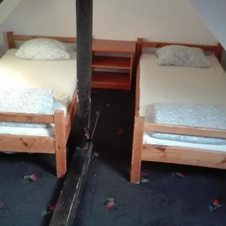 Apartamenty, Pokoje, Noclegi Pracownicze 