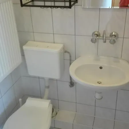 Apartamenty, Pokoje, Noclegi Pracownicze 