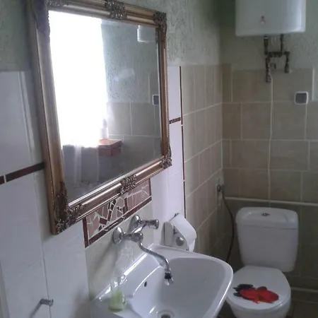 Apartamenty, Pokoje, Noclegi Pracownicze 