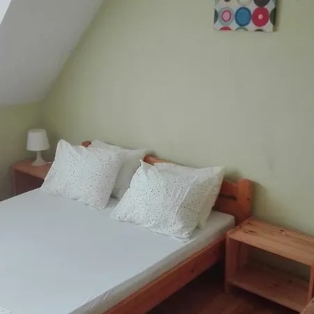 Apartamenty, Pokoje, Noclegi Pracownicze 
