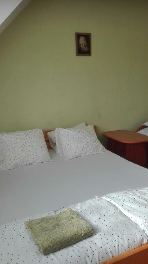 Apartamenty, Pokoje, Pracownicze 